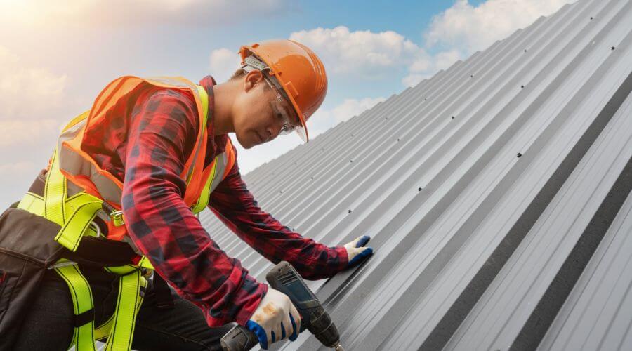 Professional gutter cleaning in Long Bottom, OH